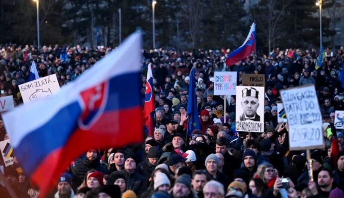 У ГУР відповіли на звинувачення Словаччини щодо організації протестів
