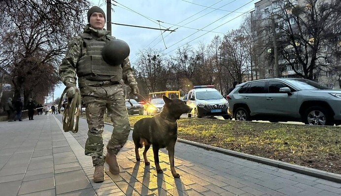 В Ровно на территории ТЦК произошел взрыв