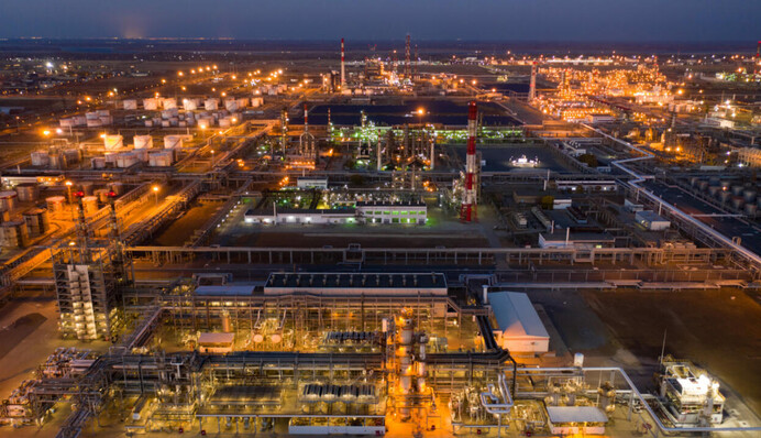 Розкрито деталі операції з ураження Волгоградського НПЗ та Астраханського ГПЗ