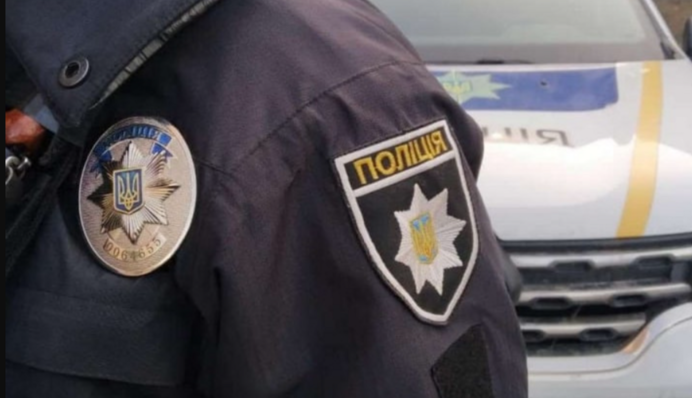У Чернігові стався напад на поліцейського