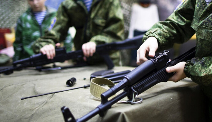 ​Омбудсман розповів, як Росія експлуатує дітей на ТОТ