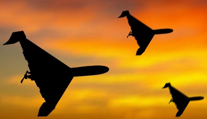 У центрі Києва є пошкодження через російську повітряну атаку