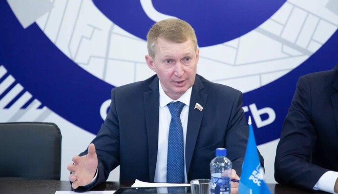 В России депутата-единоросса исключили из партии за критику «сухого закона»