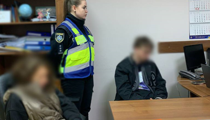 Напад підлітків на юнака у Києві: чотирьом учасникам побиття повідомили про підозру