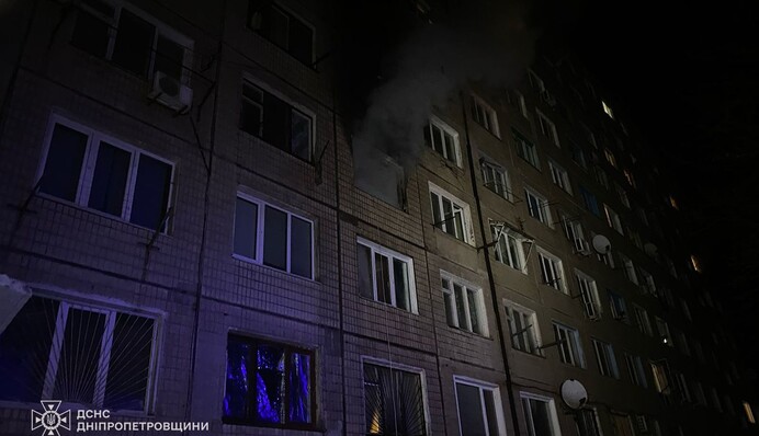 ​У Кривому Розі сталася пожежа у багатоповерхівці: евакуювали 13 людей, є постраждалі