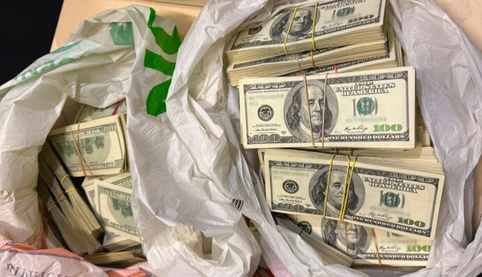 ​Мільйони доларів, сотні тисяч євро та гривень: НАБУ оприлюднило результати операції 