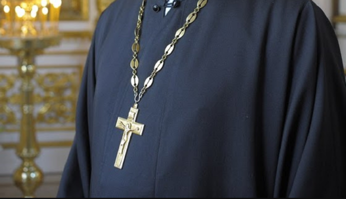 Батюшки и матушки: как называть священнослужителей на украинском