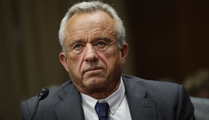 ​Антивакцинатор Кеннеді-молодший став міністром охорони здоров'я США