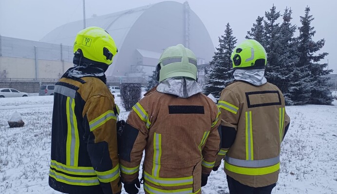 Удар по укрытию ЧАЭС: последствия продолжают ликвидировать