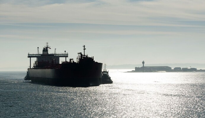 Українців порадував вибух на судні з російською нафтою