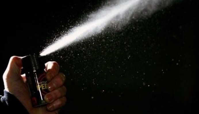 ​У Харкові сталося заворушення через ухилянта – поліція застосувала проти натовпу газ