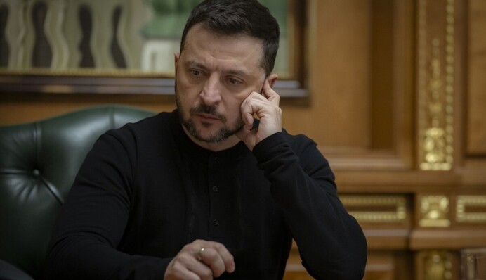 В епопеї навколо угоди із США щодо копалин Зеленському вказали на помилку