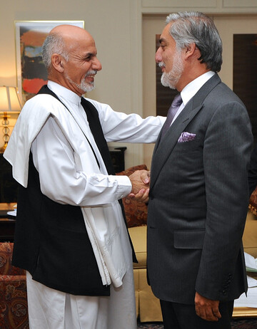 ​ЕС распространил санкции на «Роснефть», «Транснефть» и «Газпром Нефть»