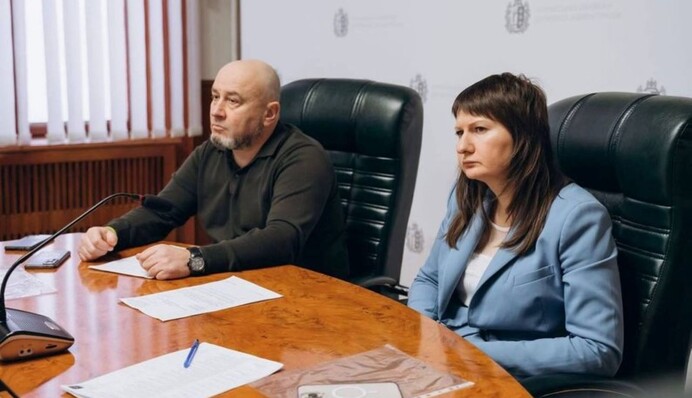 Через скандал з ветераном у Чернівецькій ОВА відсторонили заступницю начальника