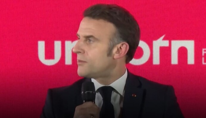 Слова Макрона про відродження войовничих амбіцій Європи вразили радника Зеленського