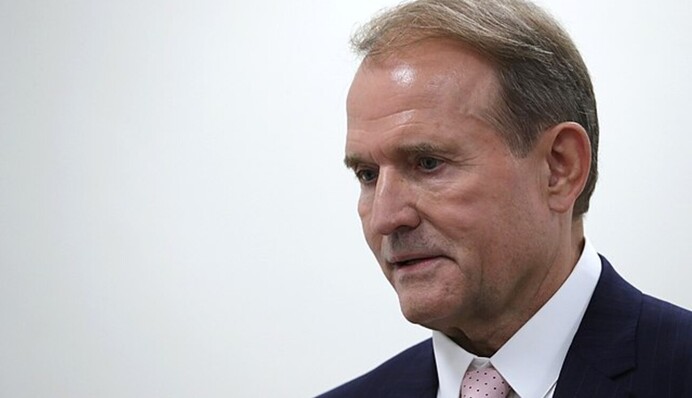 Журналіст знайшов в мережі символ усієї діяльності Медведчука