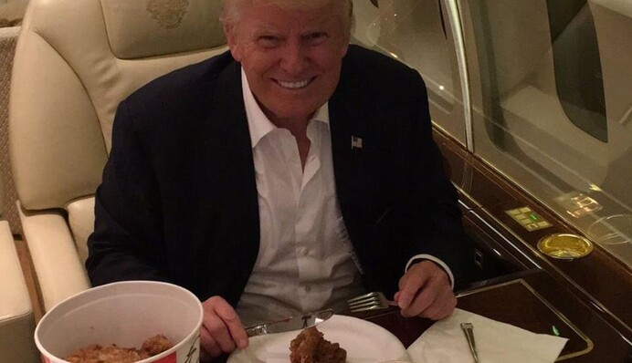 Признание о судьбе обеда Зеленского назвали самым безумным заявлением Белого дома в истории