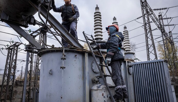 У лютому ДТЕК повернув світло майже 650 тис. родин після ворожих обстрілів