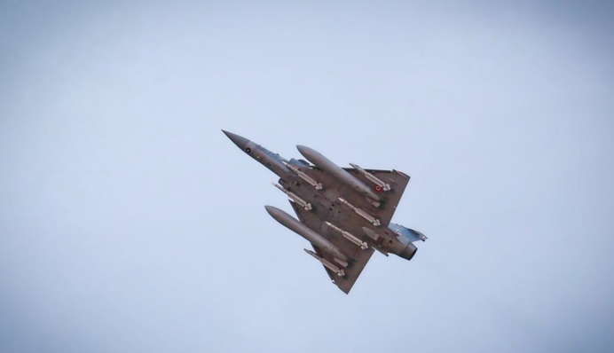 У мережі показали вперше помічений в Україні французький винищувач Mirage 2000-5F