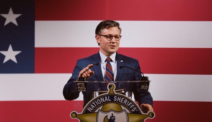 Спикер Джонсон заявил о возможности возобновления помощи США Украине