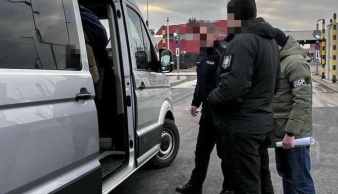 Находился в розыске два года: Германия выдала Украине экс-чиновника ГНС