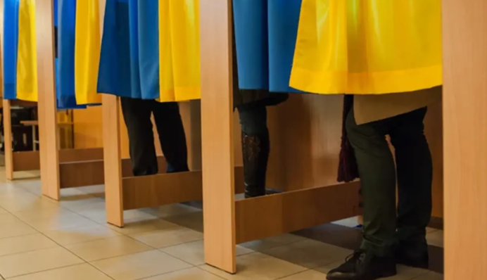 У Politico дізналися про переговори команди Трампа з Юлією Тимошенко та Петром Порошенком