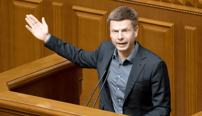 "Сподіваюся… виключить його під три чорти": речник ЗСУ звинуватив нардепа Гончаренка у підриві України