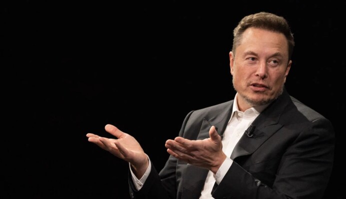 "Известили неожиданно посреди рабочего дня": украинский корреспондент "Голоса Америки" раскрыл подробности увольнения из-за Маска