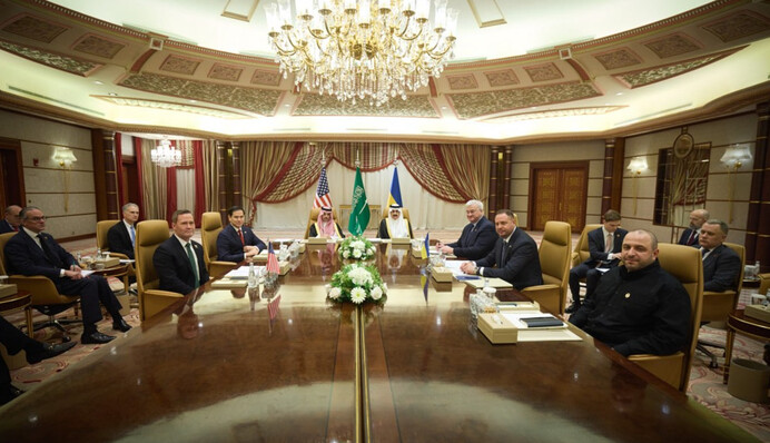 ​Дипломат знайшов суттєву розбіжність в американській та українській версіях заяв за результатами перемовин в Саудівській Аравії