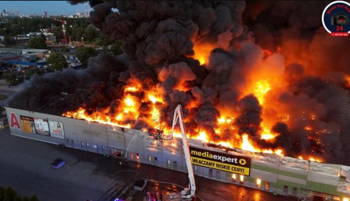 Тепер і в Польщі: громадянина Білорусі обвинувачують у підпалі супермаркету у Варшаві на замовлення спецслужб РФ