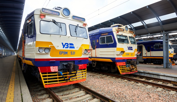 У Києві підлітка вдарило струмом на електричці