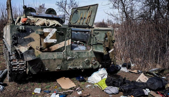 В окупованому Донецьку тіла російських військових зберігають у холодильниках для риби