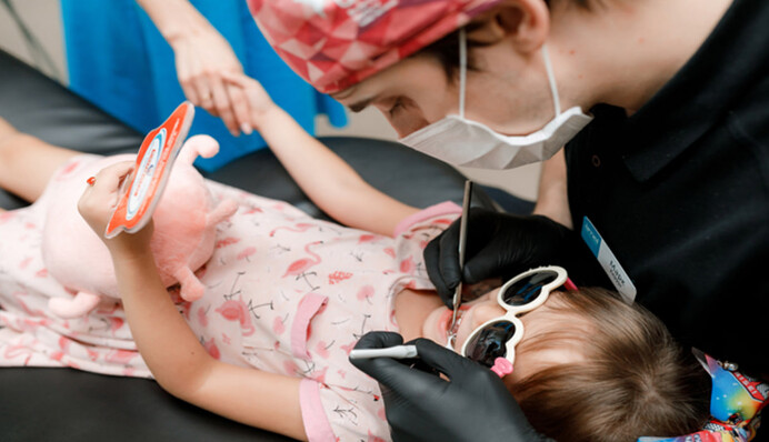 В Украине приняли меры после трагических случаев во время стоматологического лечения детей под наркозом