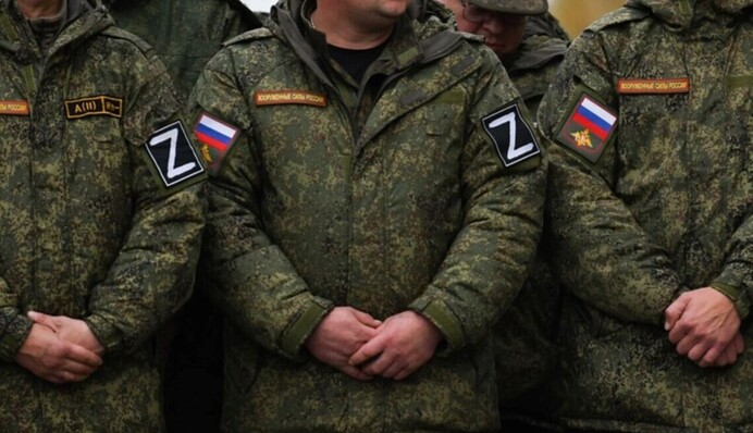 В сети показали ключевые этапы жизни российского военного