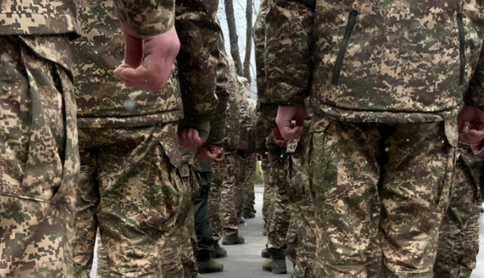 «Отец рассказывал о советской армейщине. А я смеялся