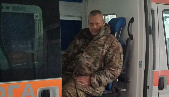 Популярний український військовий блогер потрапив у реанімацію