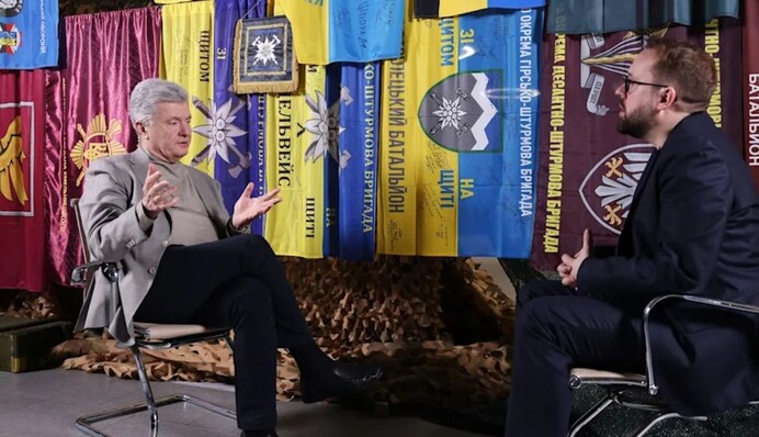 Порошенко в інтерв’ю німецькому виданню звинуватив Зеленського у диктатурі