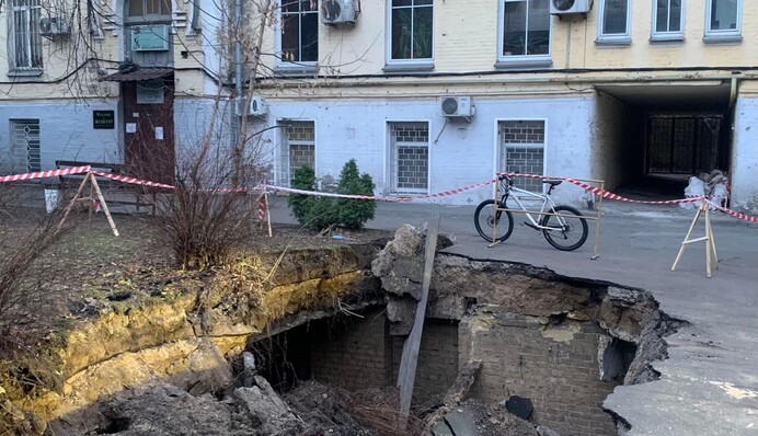 У проваллі на Печерську знайшли історичні мурування