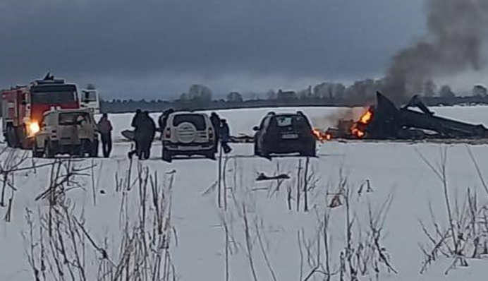 Під Петербургом розбився російський військовий гелікоптер: екіпаж загинув