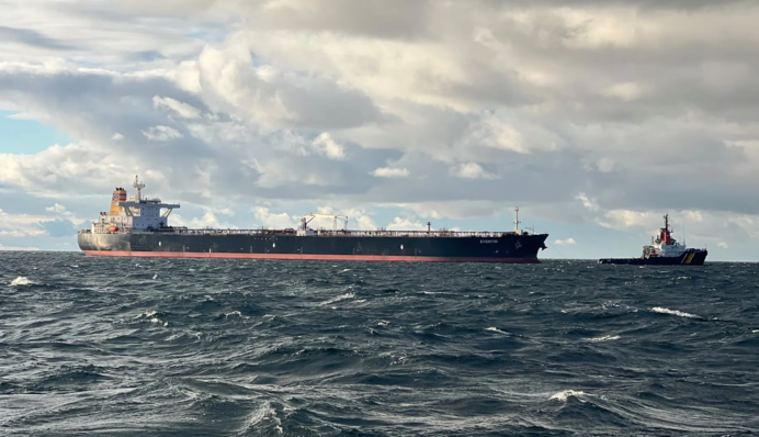 У Зеленского отреагировали на громкую новость о конфискации Германией танкера из "теневого флота" РФ