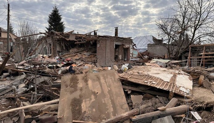 "Одна донька і батько загинули, а дружина у лікарні": що відомо про удар по Запоріжжю