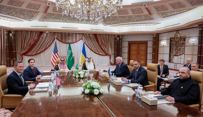 Представники США та України зустрінуться в Ер-Ріяді вже в неділю увечері - NYT