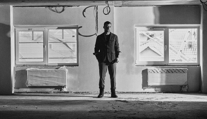 DAMIRLI та ДТЕК презентували колаборацію: функціональний одяг, натхненний працею енергетиків під час війни