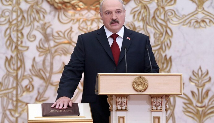 Довічний очільник: Лукашенко сьомий раз поспіль вступив на посаду президента Білорусі