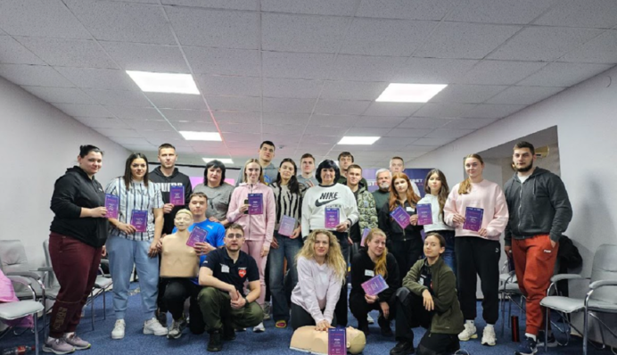 FAST за підтримки Favbet Foundation роблять спорт безпечнішим: тренери та спортсмени проходять тренінги з першої допомоги