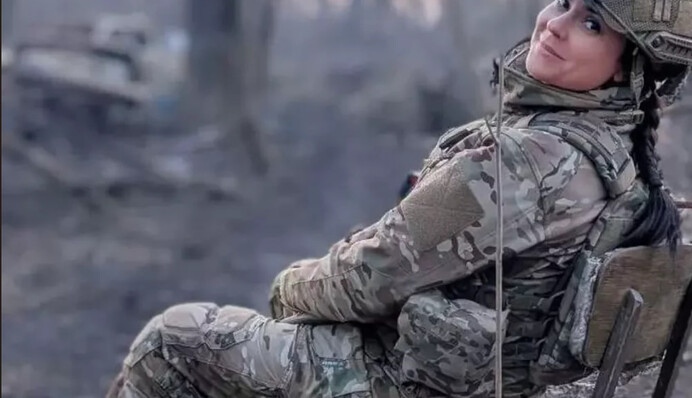 ​Російська пропагандистка перед загибеллю підписала своє фото 