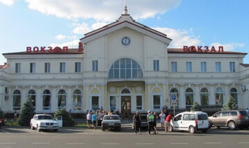 Росіяни влучили в поїзд у Херсоні