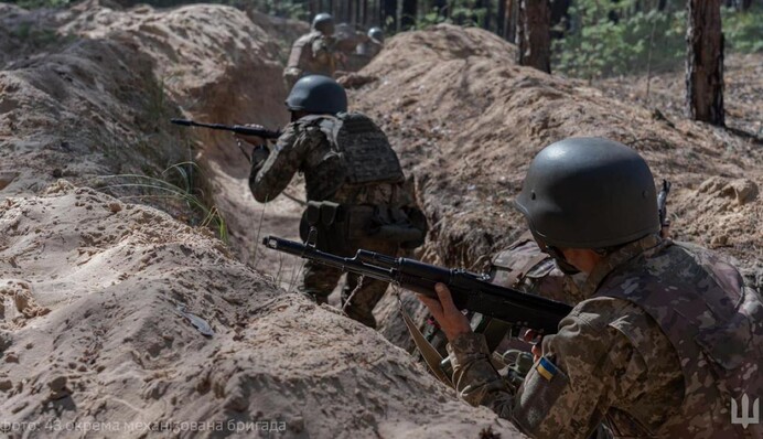 Українці продовжують контролювати частину Курської області Росії