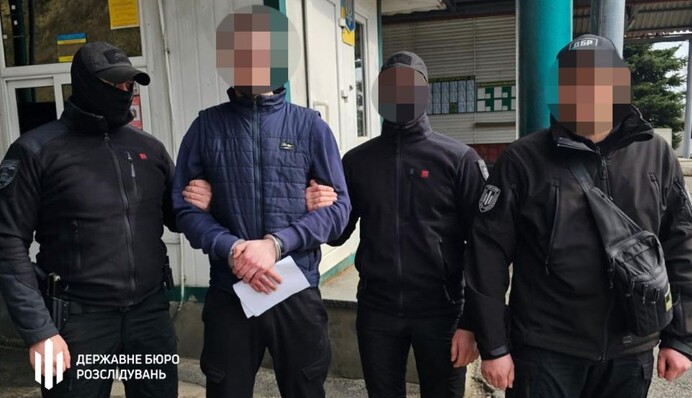 Польща передала Україні оголошеного у міжнародний розшук військового