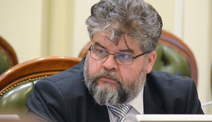 Нардеп Яременко занял деньги на авто, а его жена арендует квартиру в Великобритании